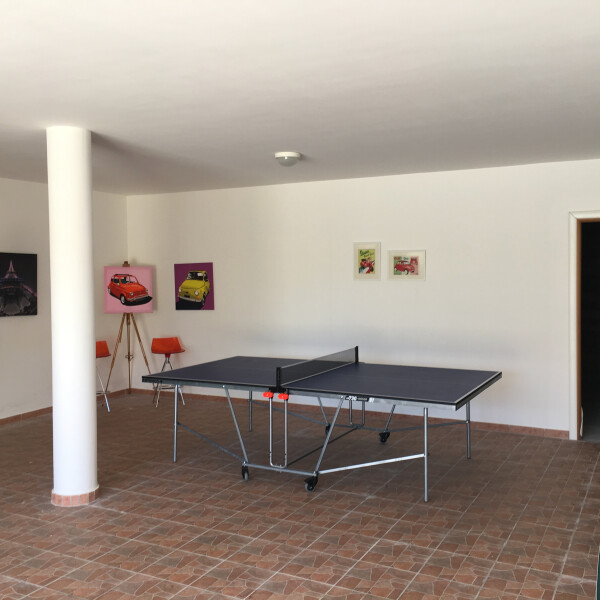 Kælder med plads til træning og hygge